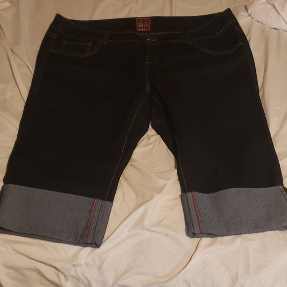 Torrid Jeans 22 - Picture 4 of 6